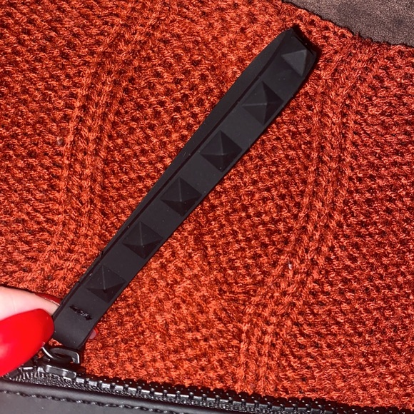 Valentino small clutch :wristlets - Picture 2 of 5